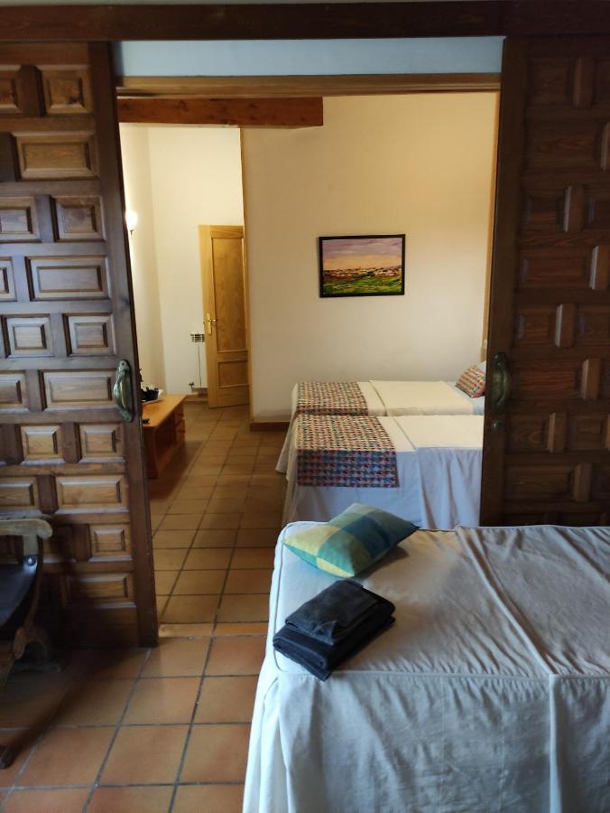 Hostal Escartin Sabiñánigo Kültér fotó